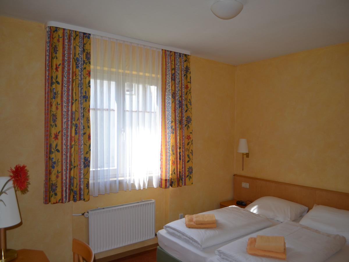 Hotel-Gasthof Rotes Ross Markt Einersheim Zewnętrze zdjęcie